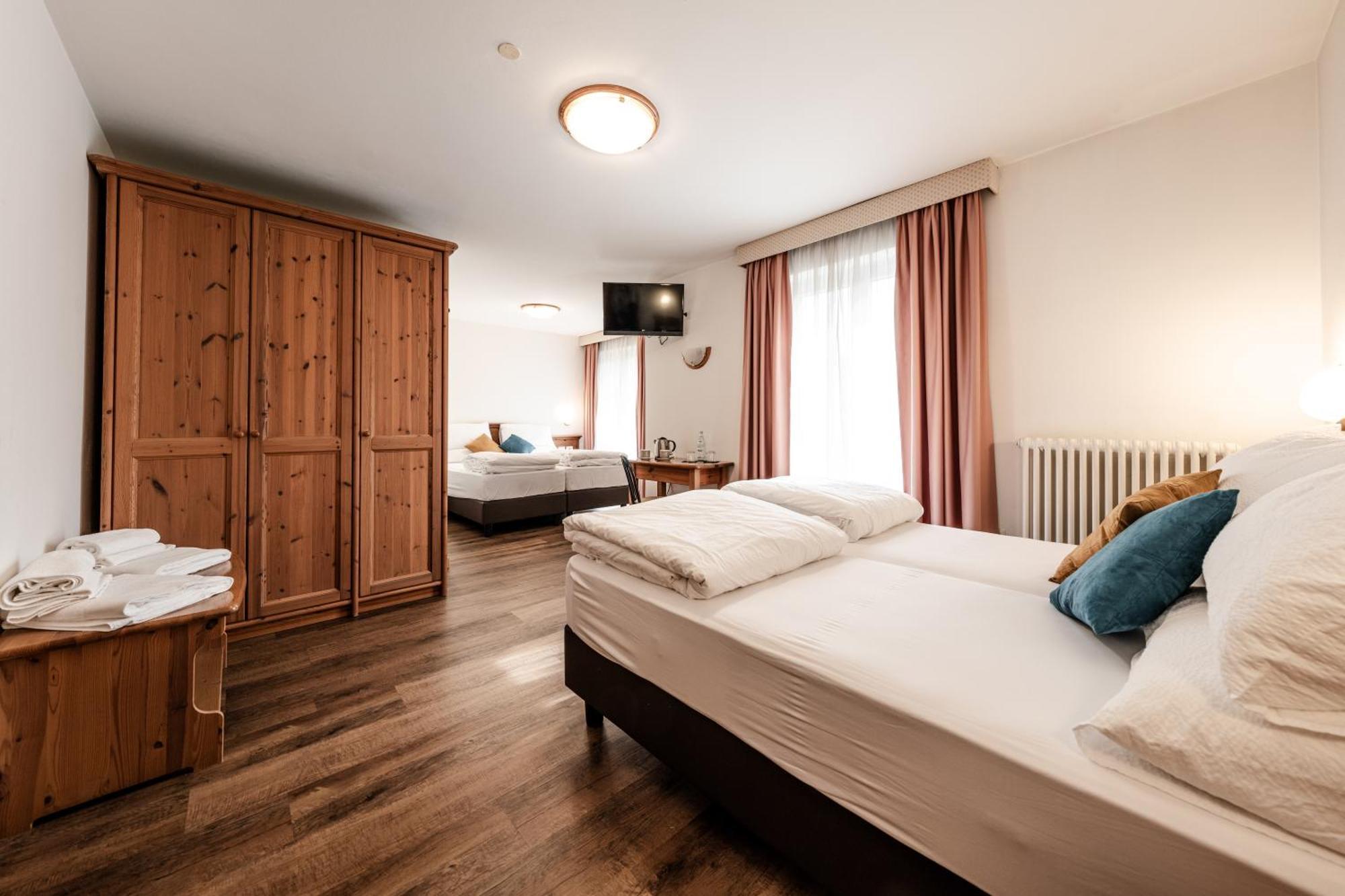 Hotel La Noria Commezzadura Luaran gambar