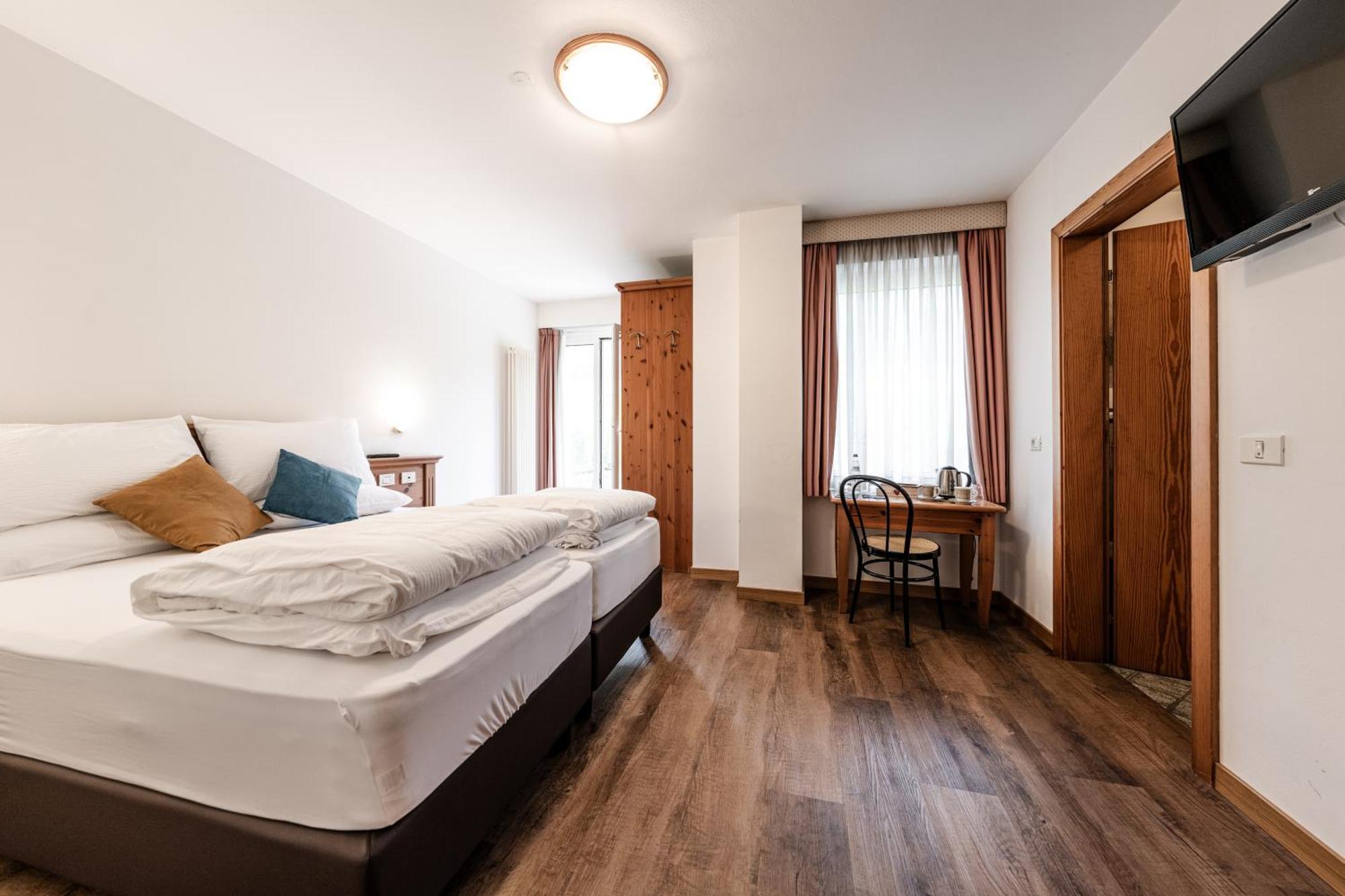 Hotel La Noria Commezzadura Luaran gambar